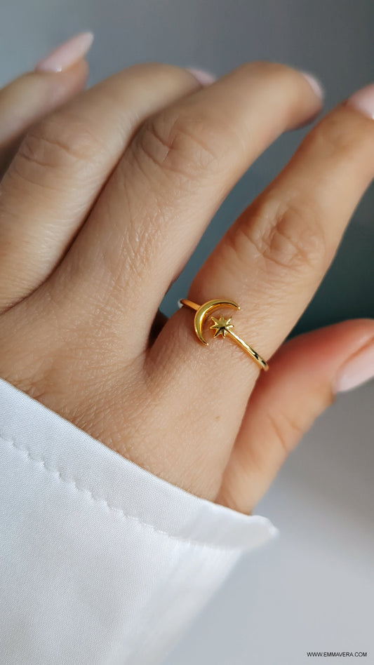 Dainty Gold Moon Star Ring