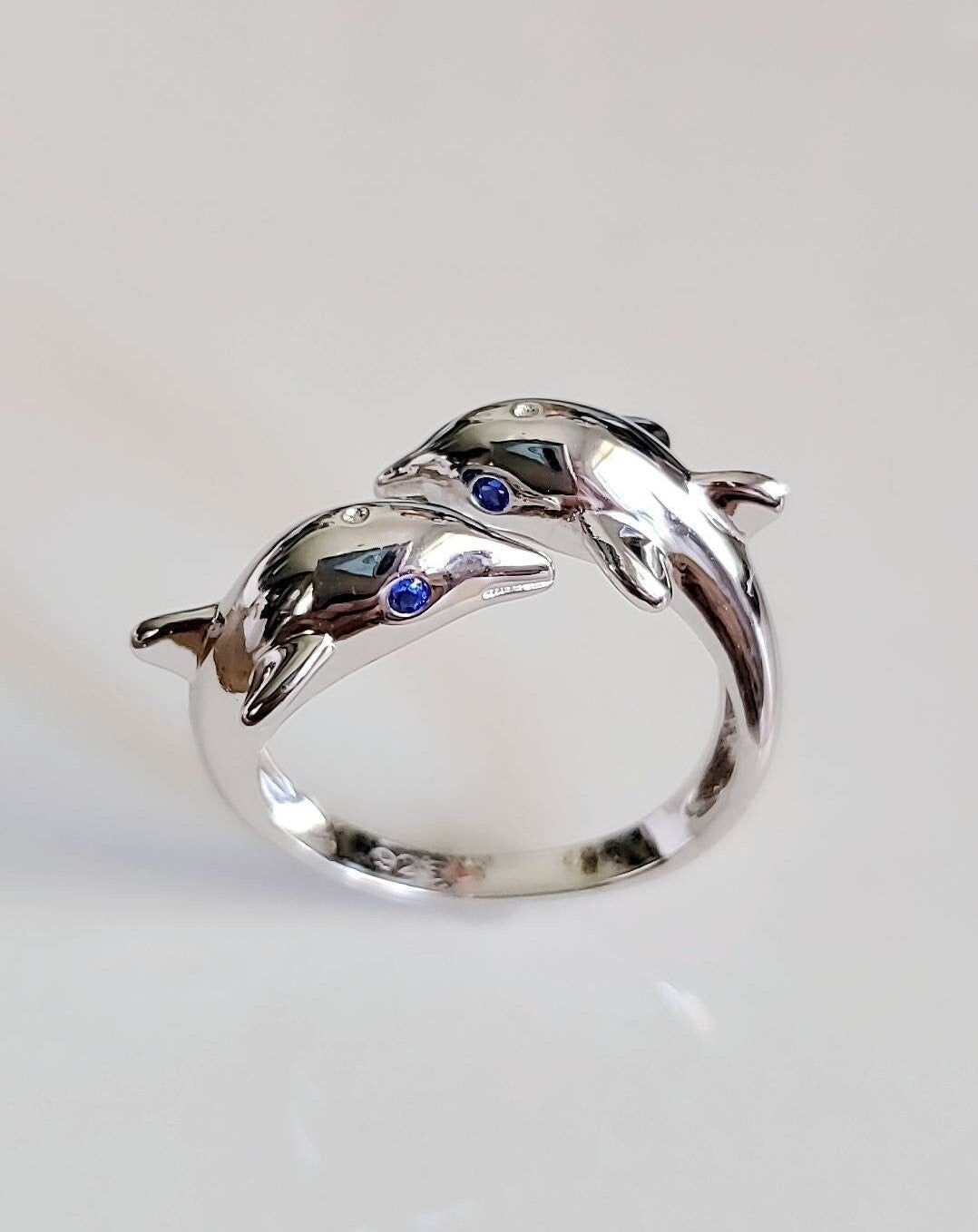 Dolphin Ring Blue Sapphire