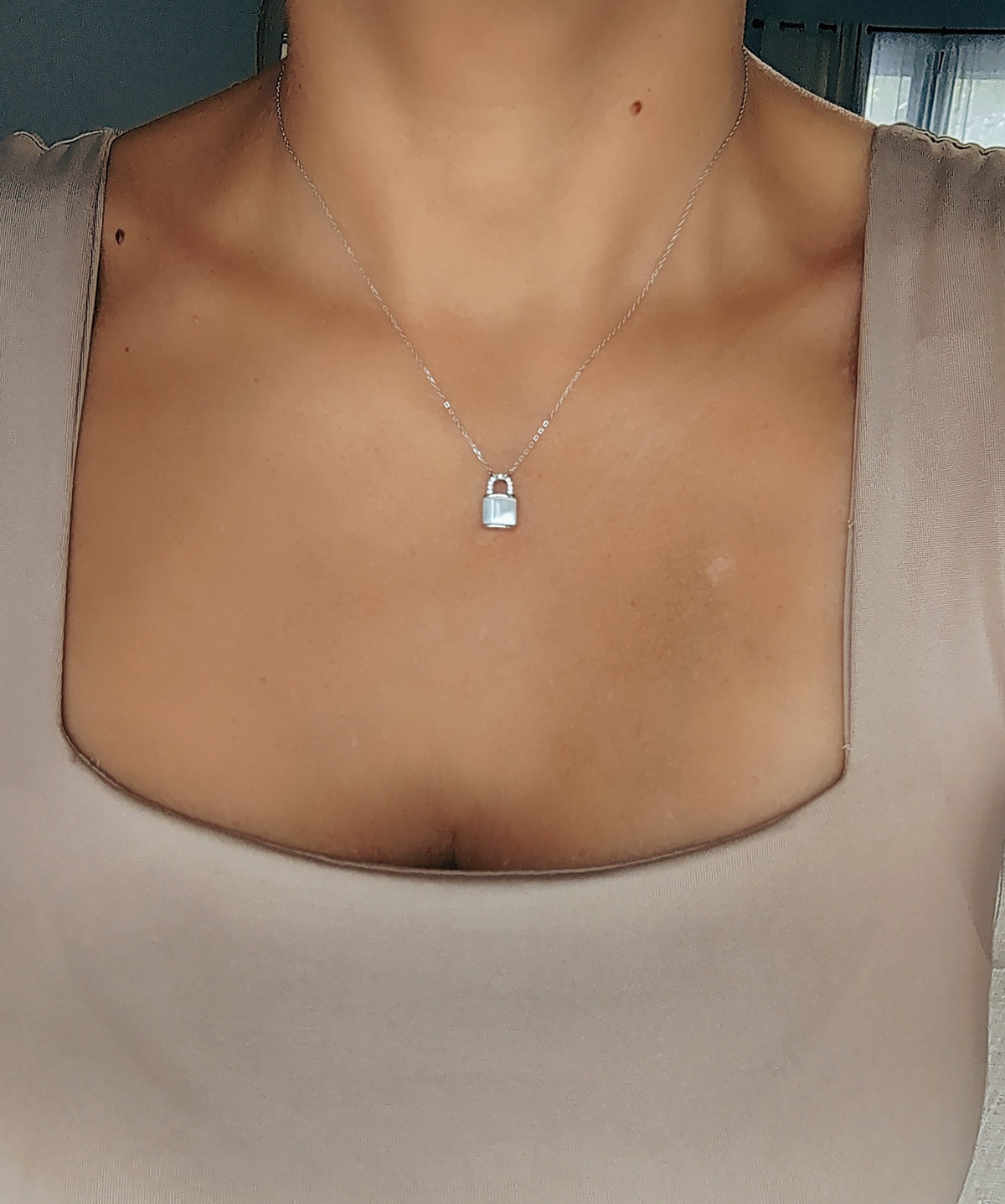 Lock Mother of Pearl Pendant – Sterling Silver