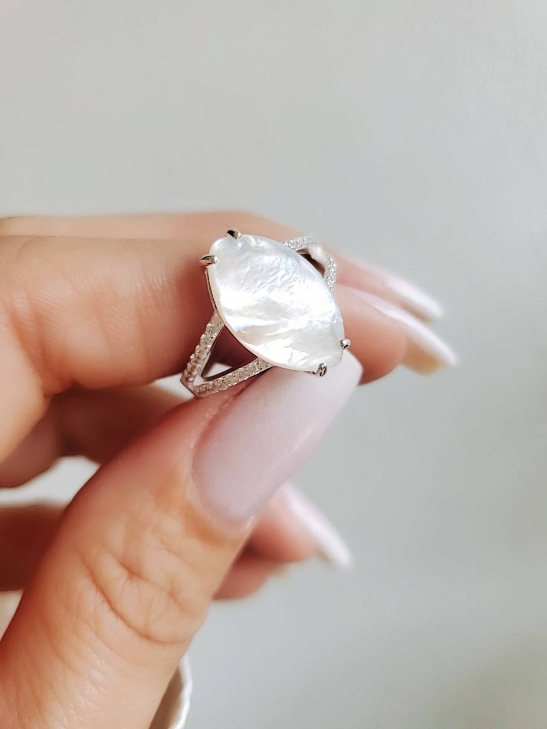 Marquise Mother of Pearl Wedding Ring – 925 Sterling Silver