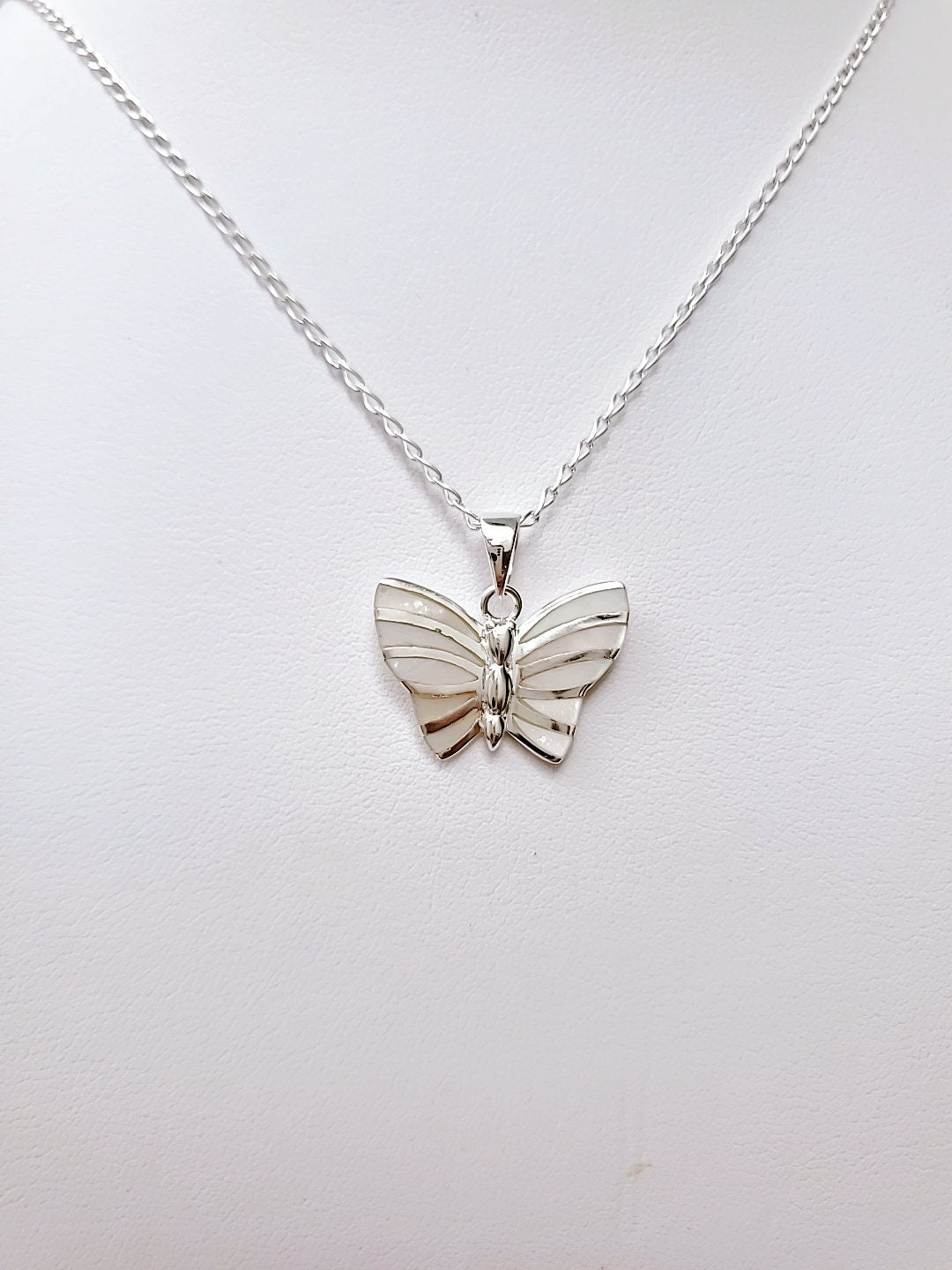 Sterling Silver Mother of Pearl Butterfly Pendant, Butterfly Necklace for Women, 925 Butterfly Pendant, Trending Jewelry for Women