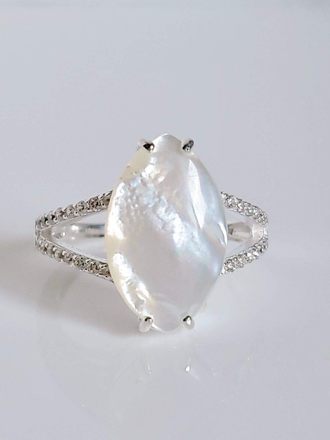 Marquise Mother of Pearl Wedding Ring – 925 Sterling Silver