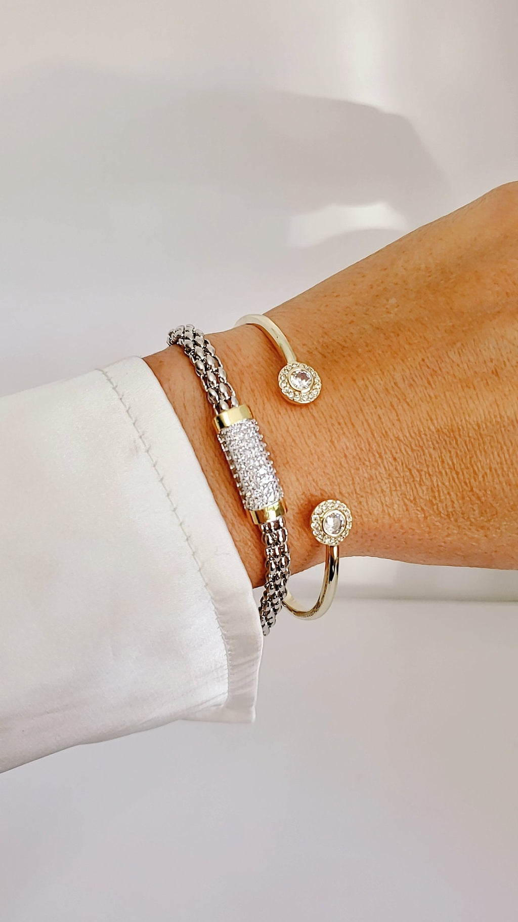 Dainty Gold Bangle Bracelet