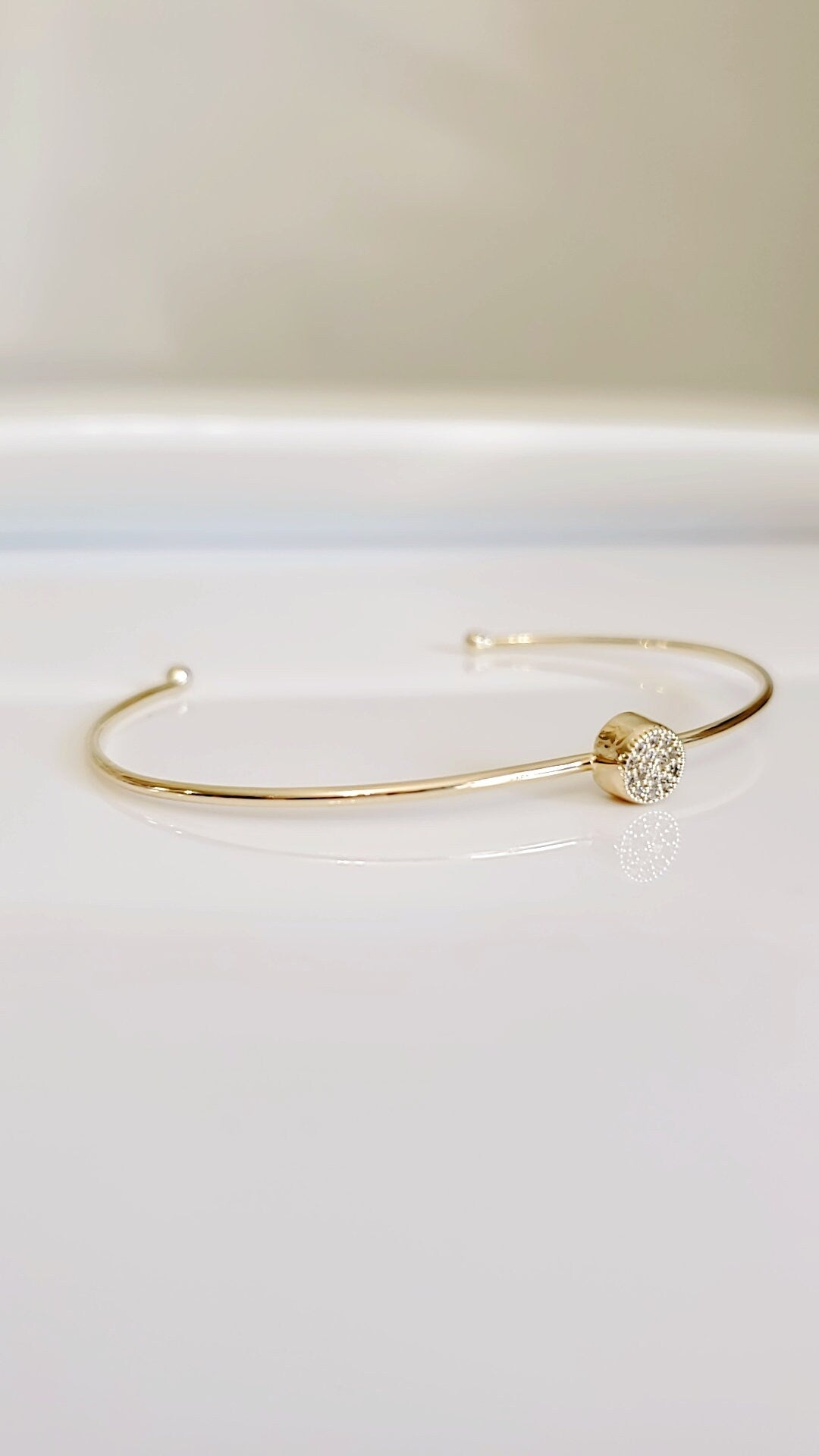 Dainty Gold Open thin Bangle