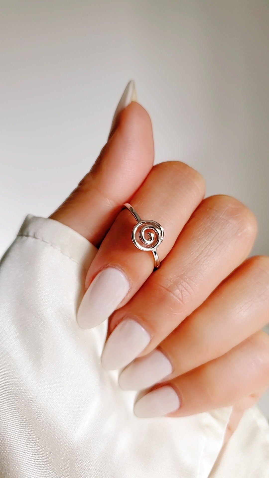 Dainty Spiral Sterling Silver Women Ring