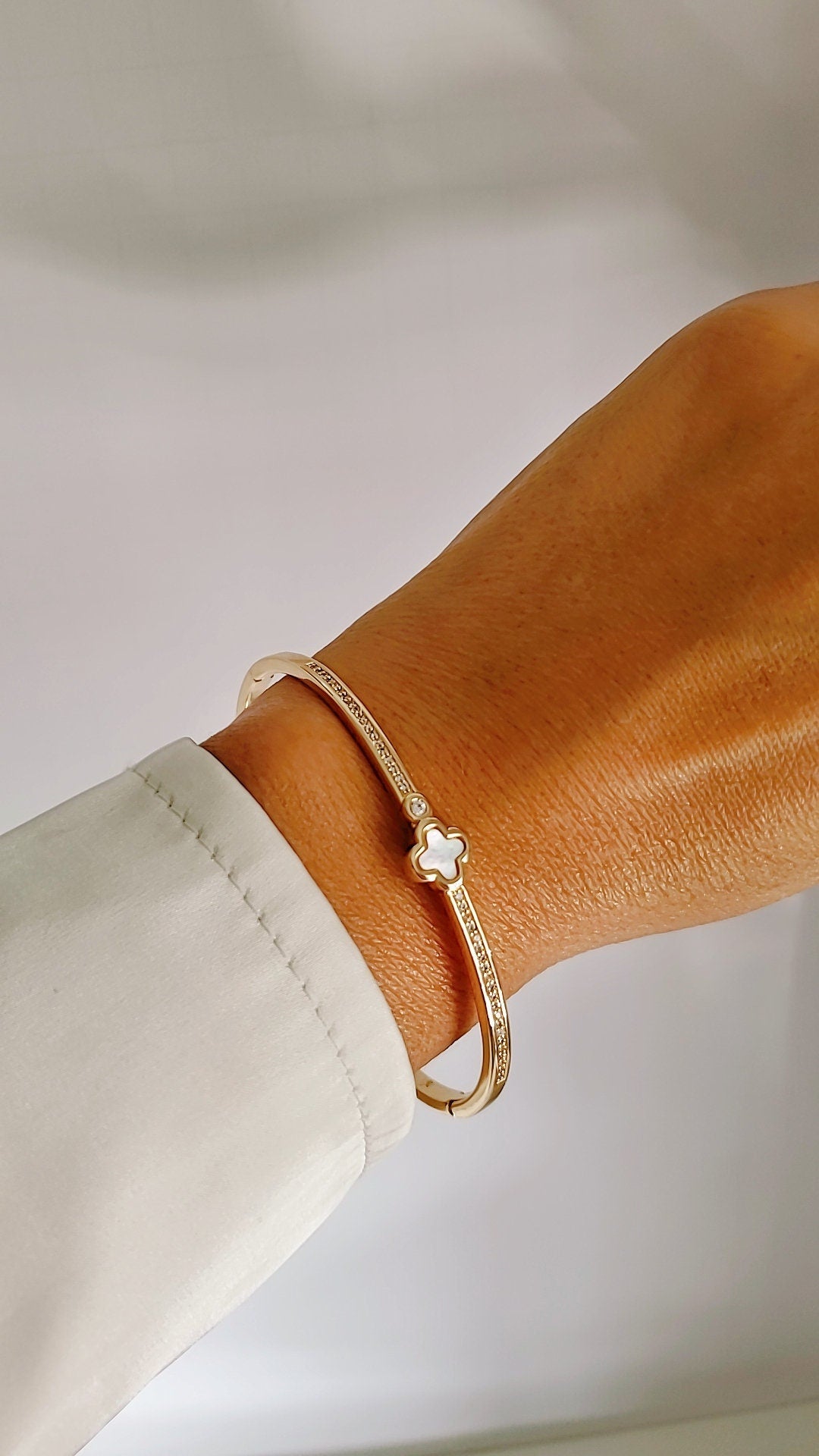 Dainty Mother of Pearl Clover Bangle Bracelet