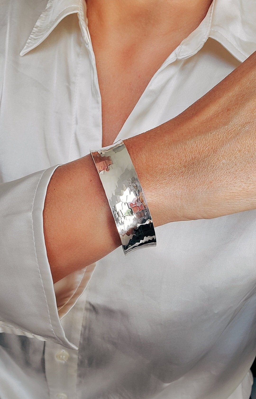 Adjustable Hammered Sterling Silver Cuff Bracelet – 925 Stamped, Textured Finish, Comfortable & Stackable, Includes Jewelry Cleaning Cloth