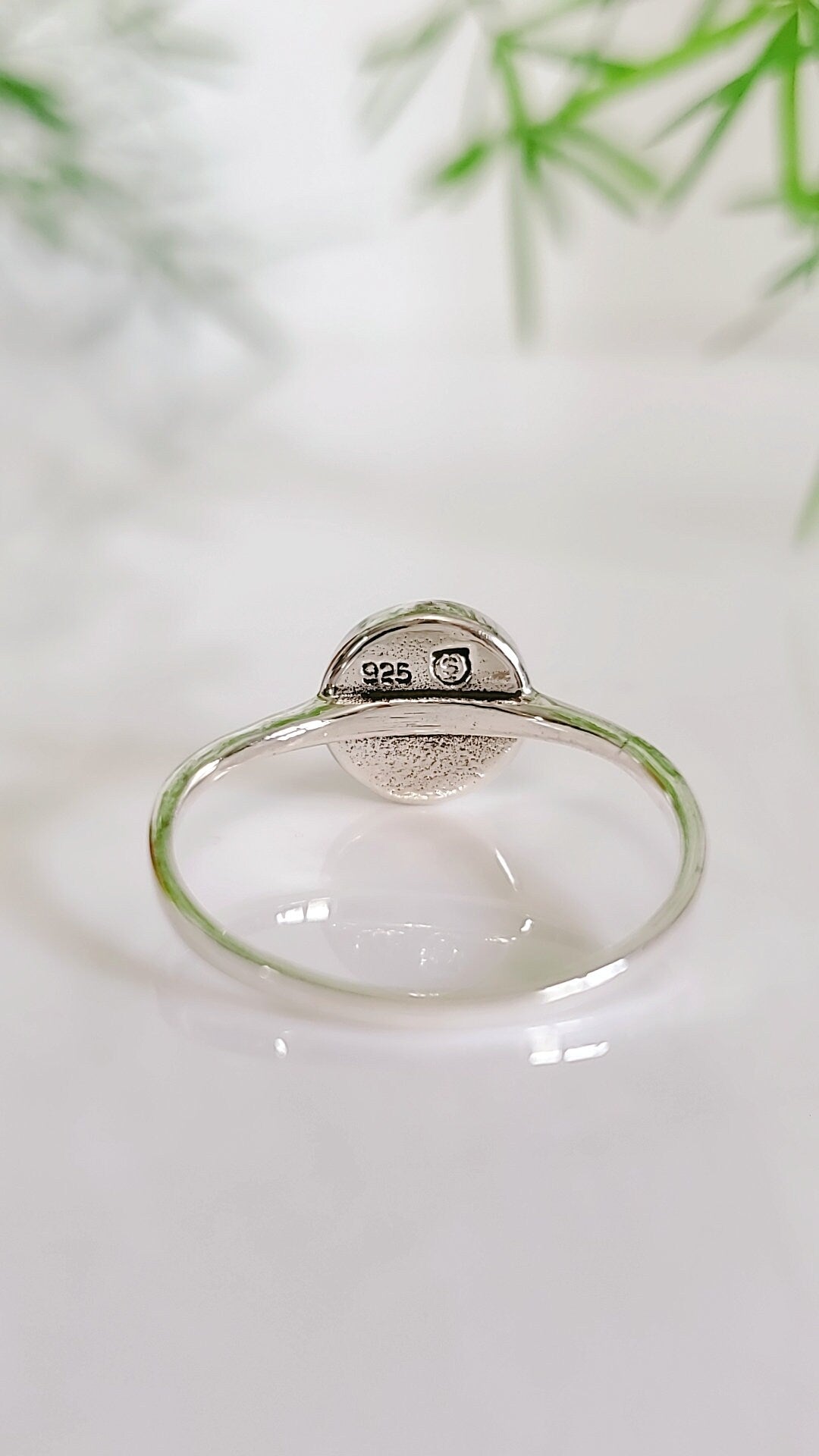 Mother of Pearl Wedding Ring – 925 Sterling Silver