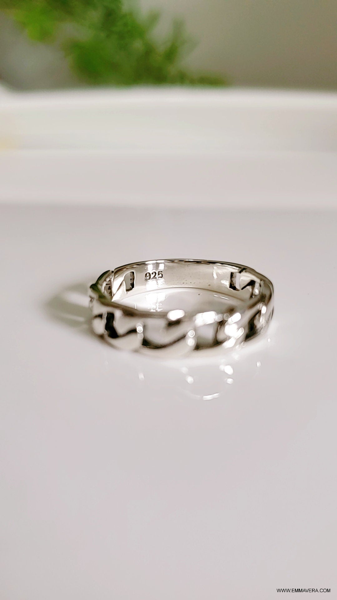 Chain Ring 4mm Band