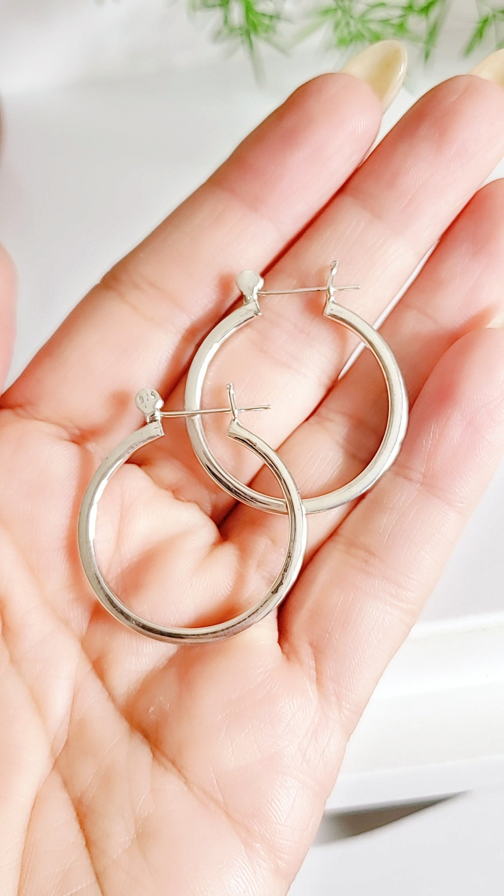 Medium Hoops Earrings – Sterling Silver