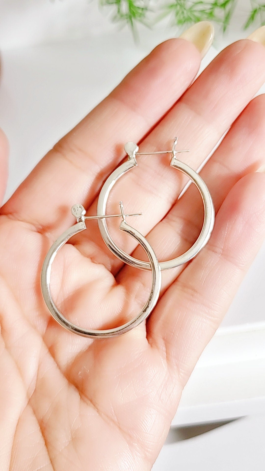 Medium Hoops Earrings – Sterling Silver