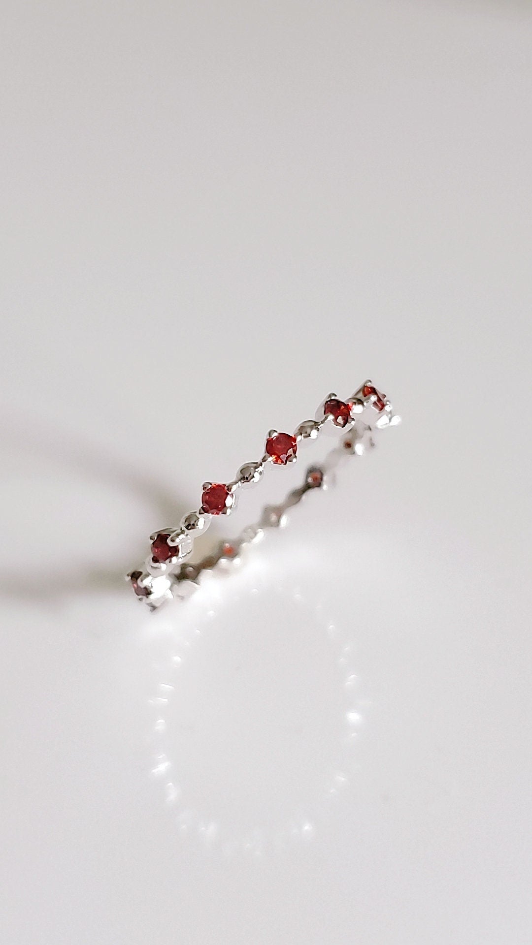 Red Garnet Stack Band