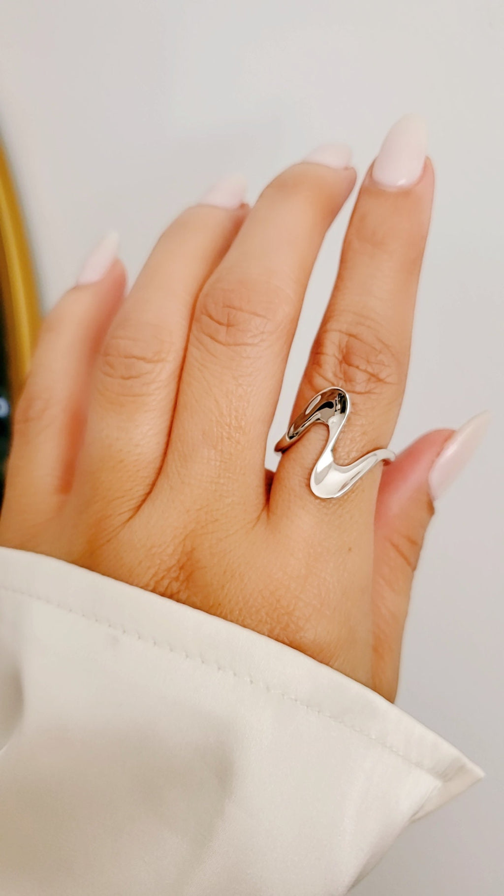 Geometric Wave Ring
