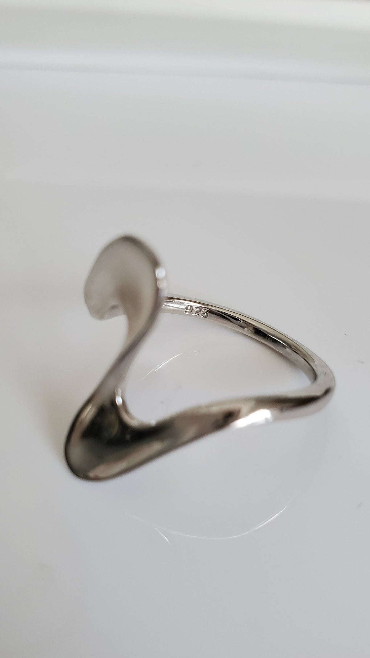 Geometric Wave Ring