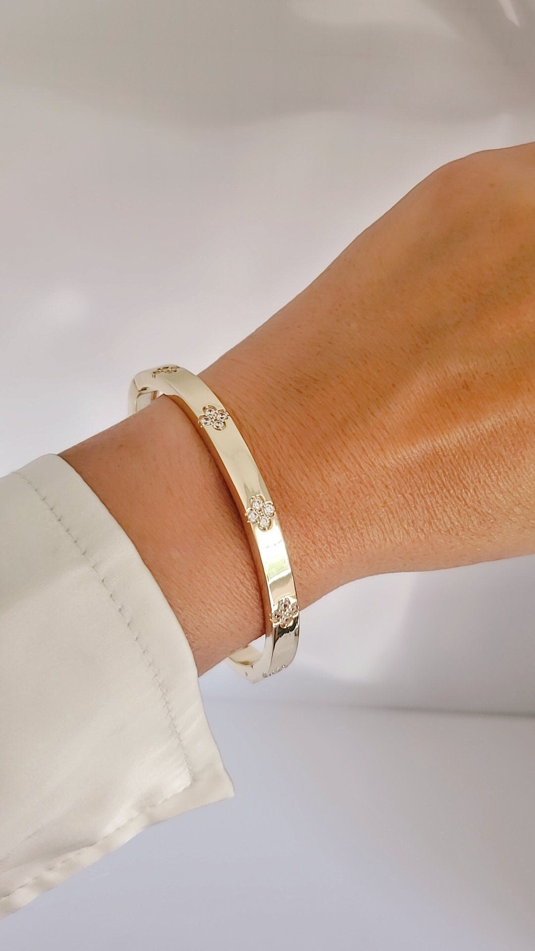 Gold Clover Bracelet, Simple bangle, Stack bracelet