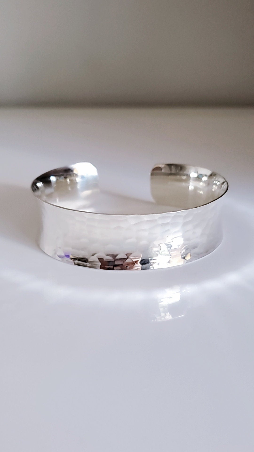 Adjustable Hammered Sterling Silver Cuff Bracelet – 925 Stamped, Textured Finish, Comfortable & Stackable, Includes Jewelry Cleaning Cloth