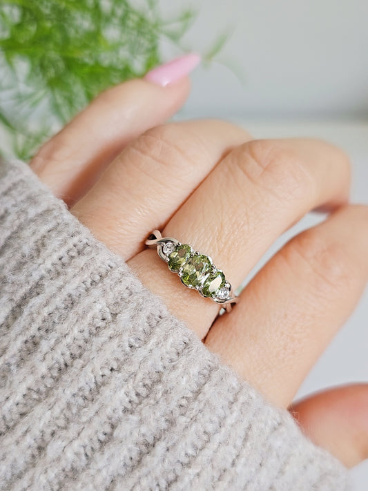 Sterling Silver Peridot Ring, Sterling Silver Ring, Cab Gemstone, Natural Stone Ring, Statement Ring ~ Bridal ~ Wedding ~ Boho Jewelry