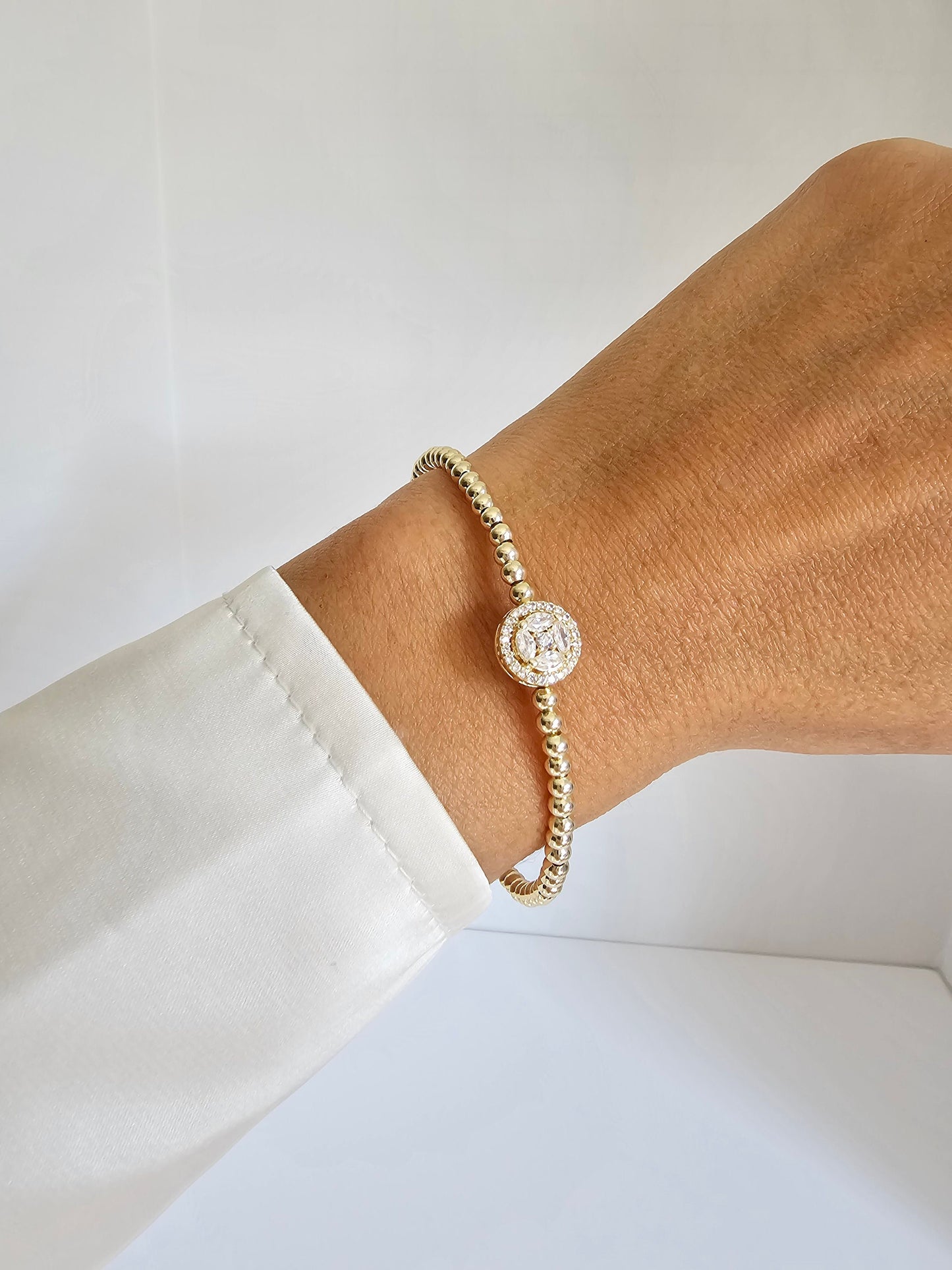 Dainty Gold Beaded Bracelet