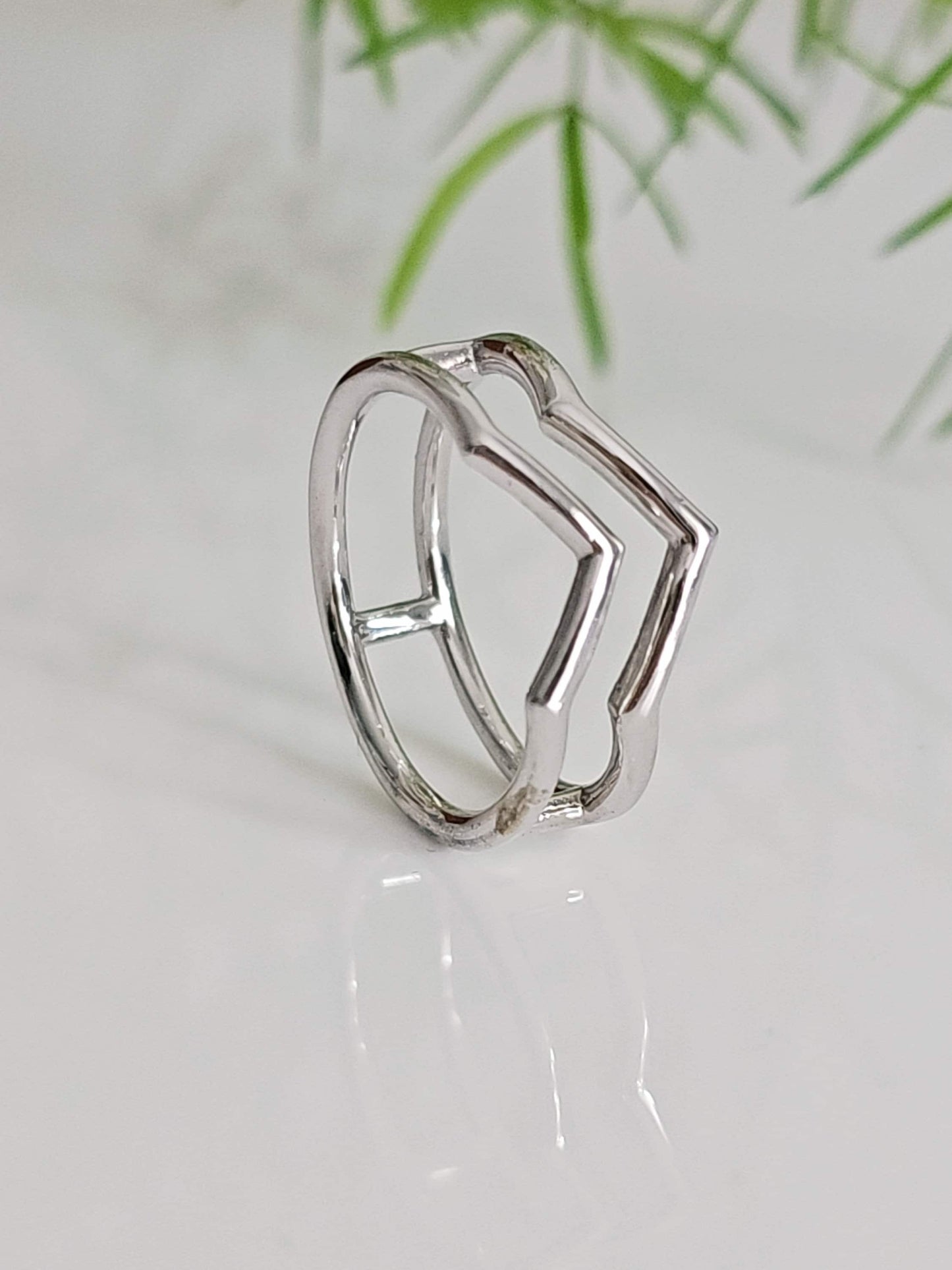 Silver Chevron Double V Ring