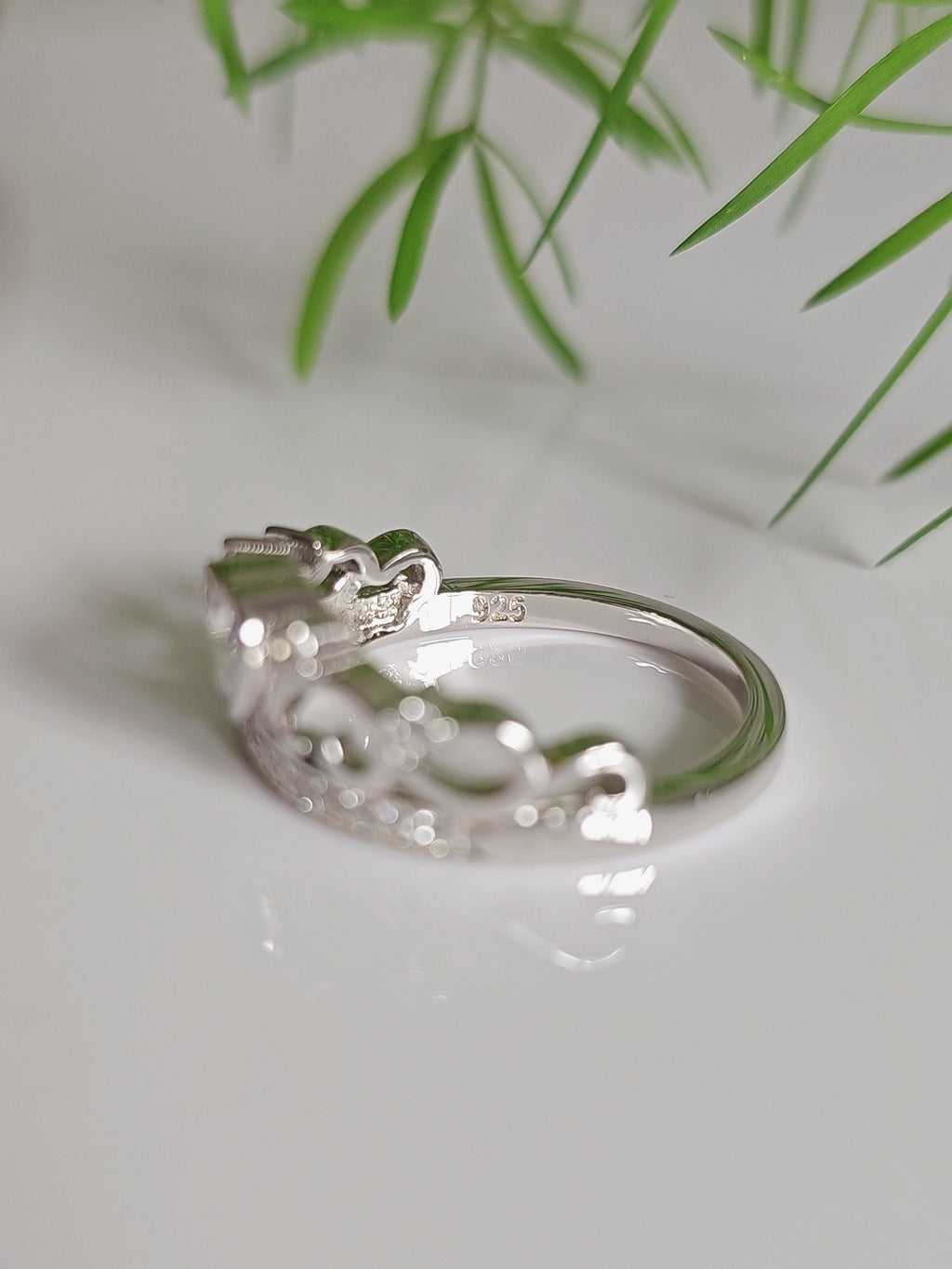 Crown Heart Women's Ring – 925 Sterling Silver