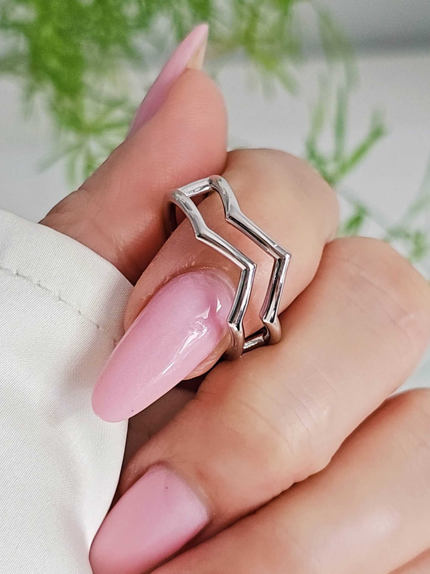 Silver Chevron Double V Ring