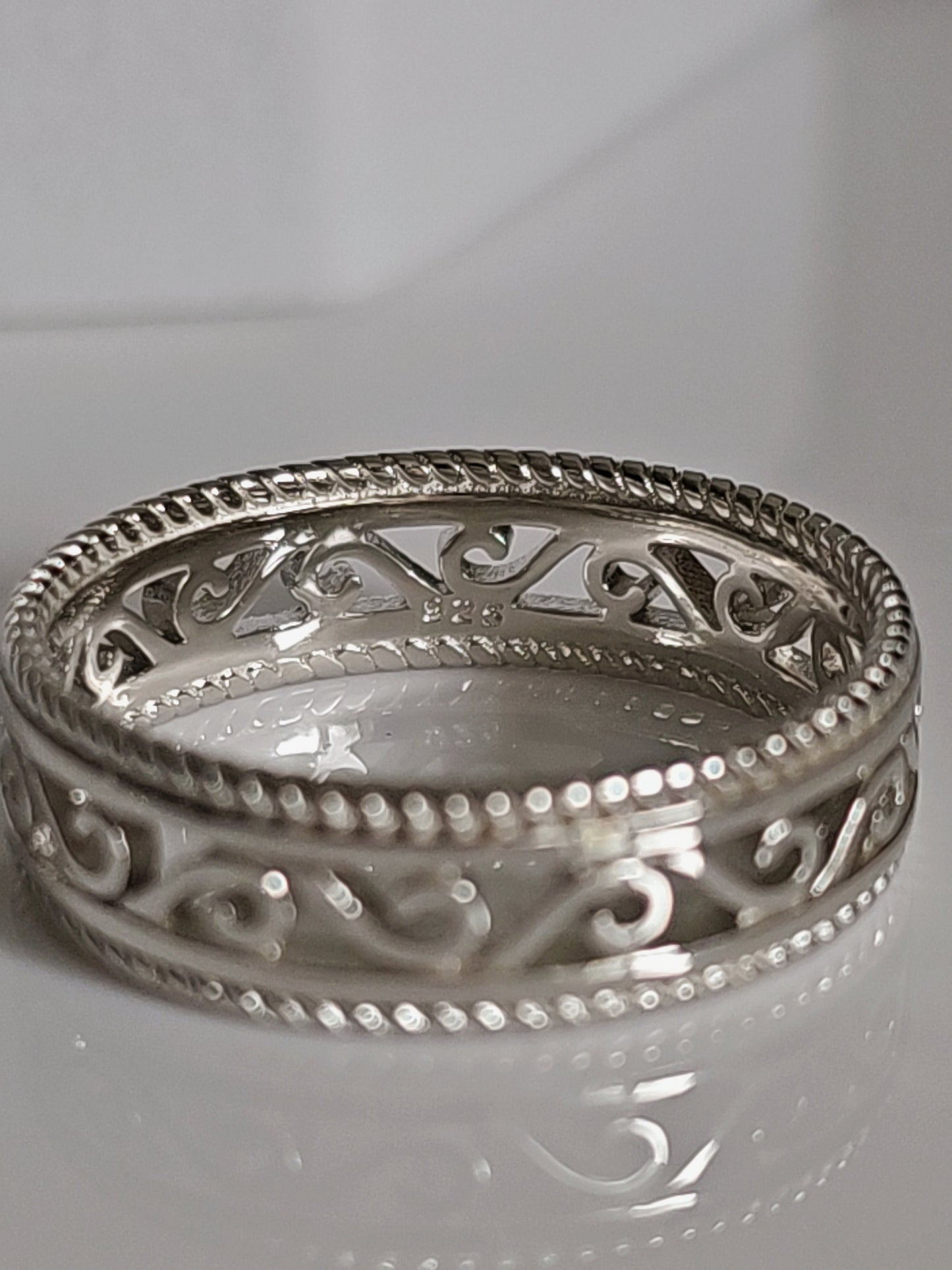 Silver Swirl Pattern, Filigree Thumb Band