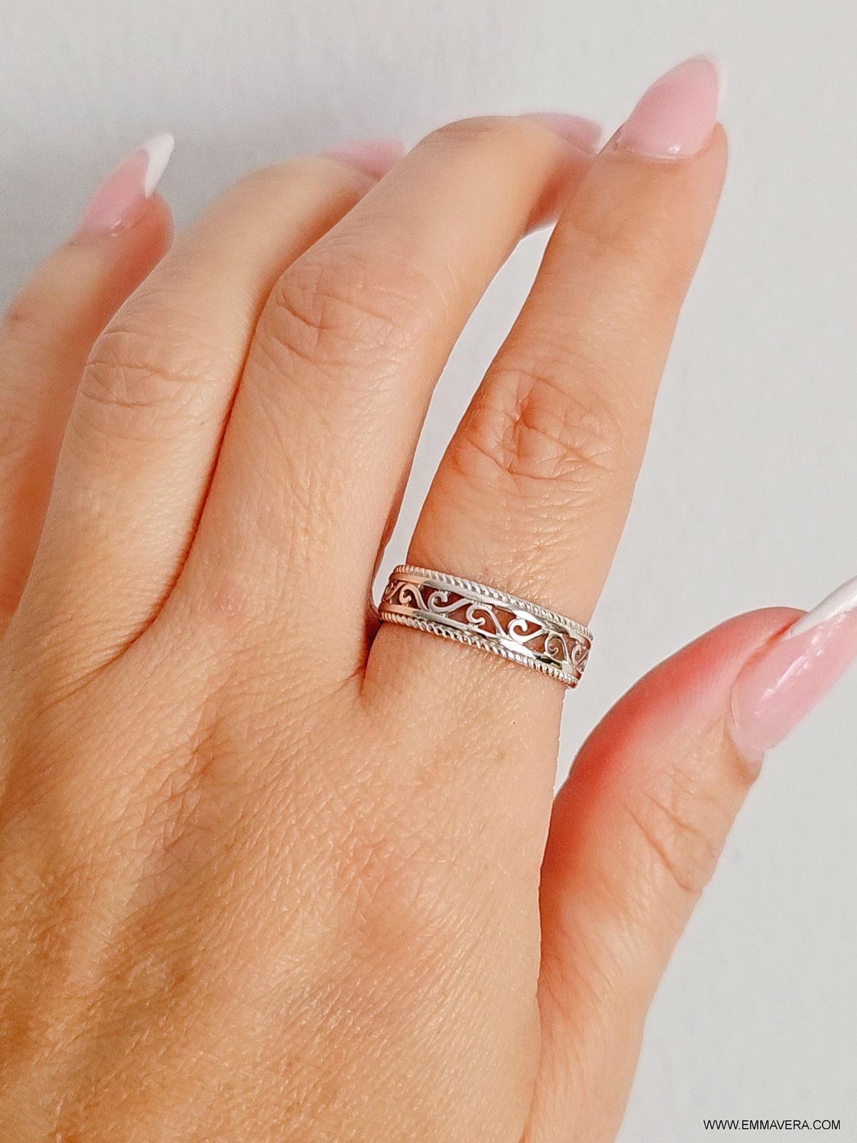 Swirl Pattern Band