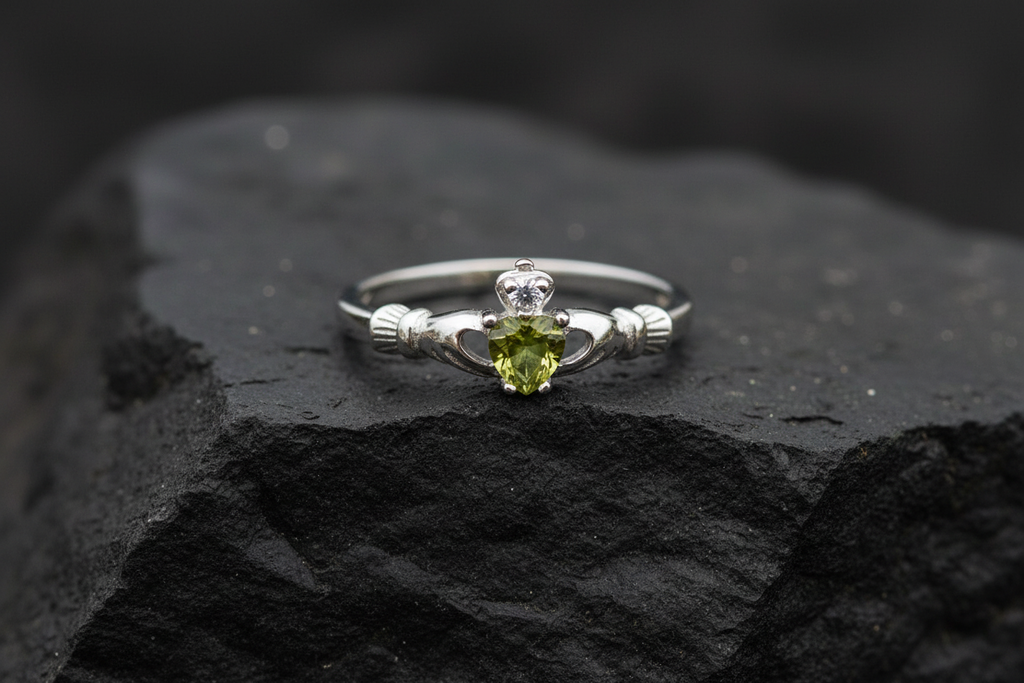 Claddagh Peridot Ring