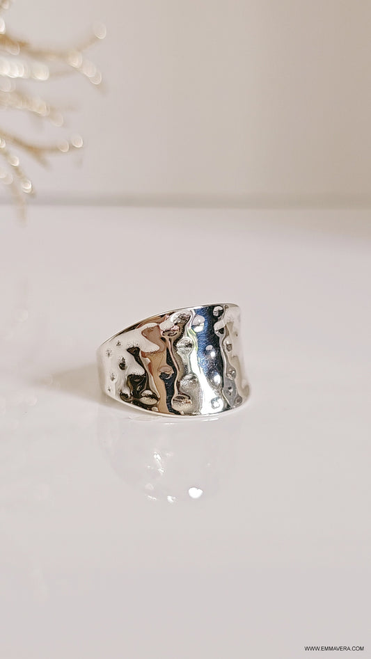 Concave Hammered Ring