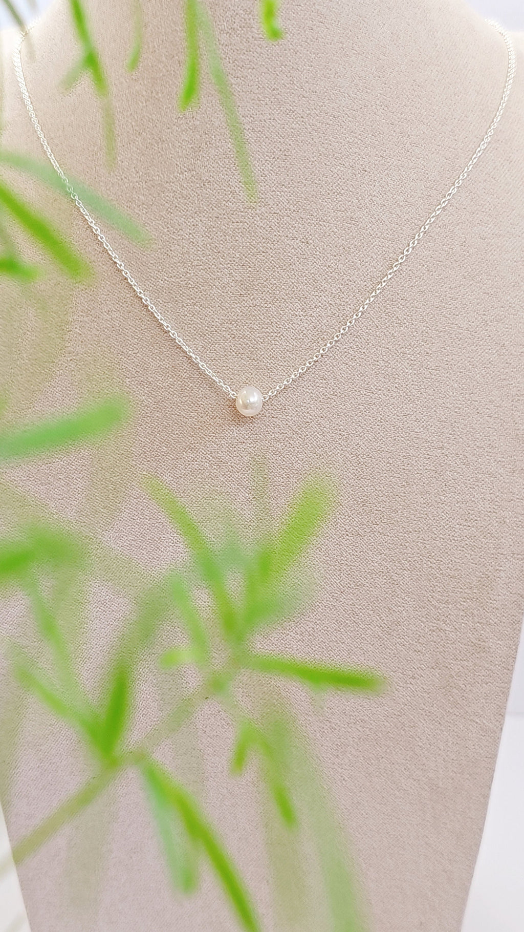 Single Pearl Necklace – Sterling Silver