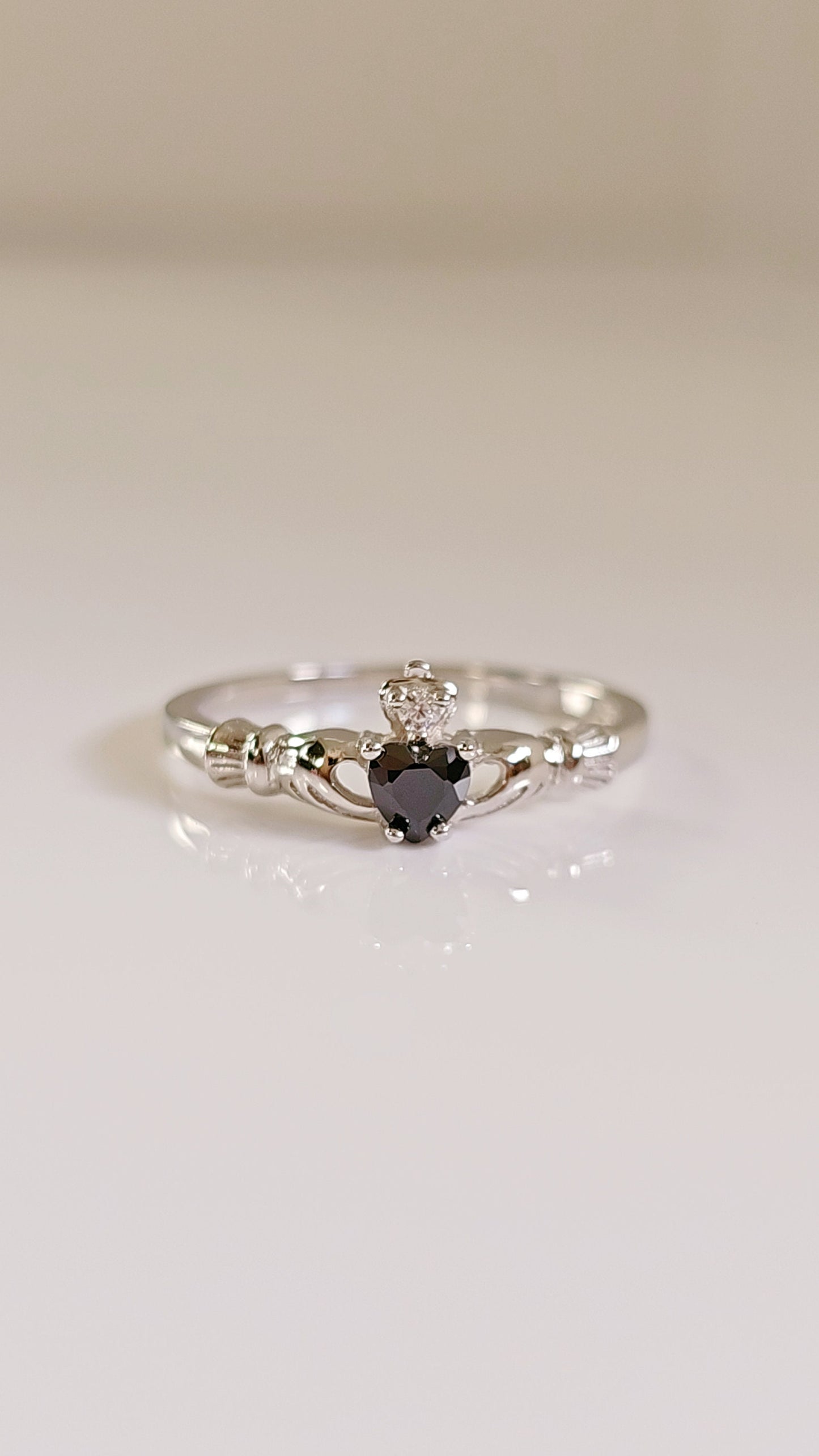 Claddagh Onyx Ring