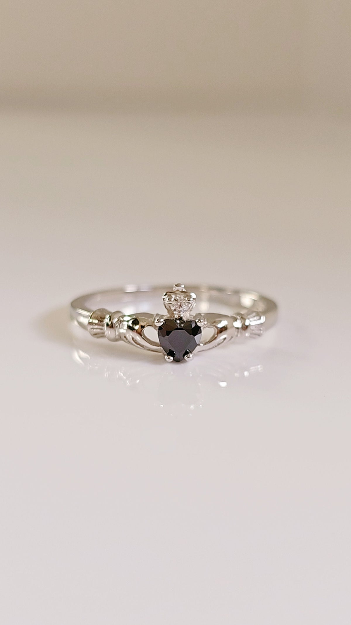 Claddagh Onyx Ring