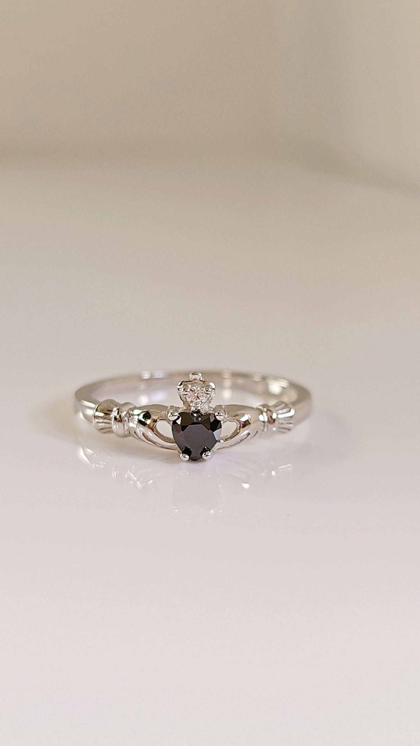 Claddagh Onyx Ring