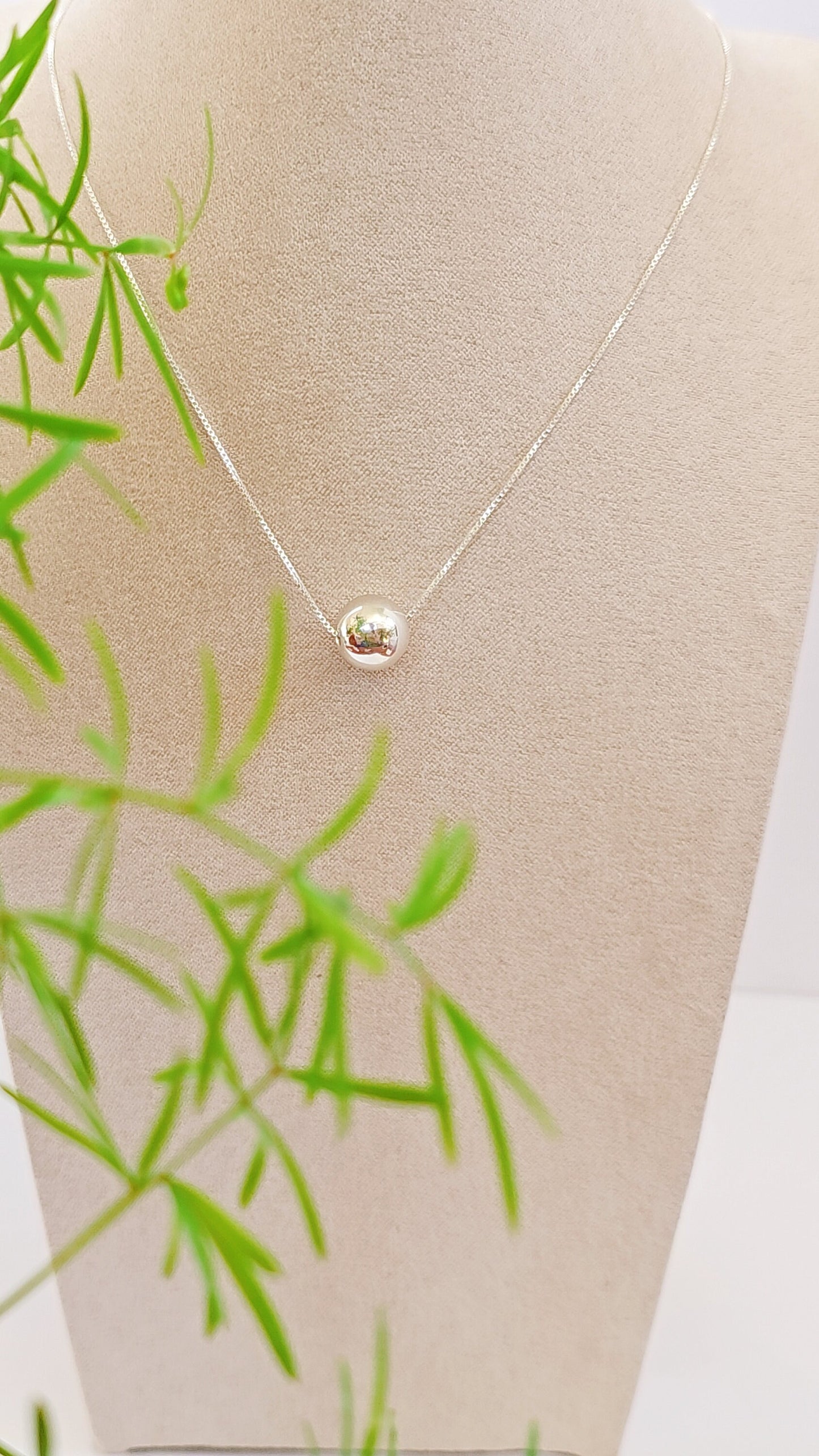 Sterling Silver Solitaire Sphere Necklace, Single Ball Necklace, Ball Pendant, Chain with Bead, Layer Necklace, Gift Ideas for Women