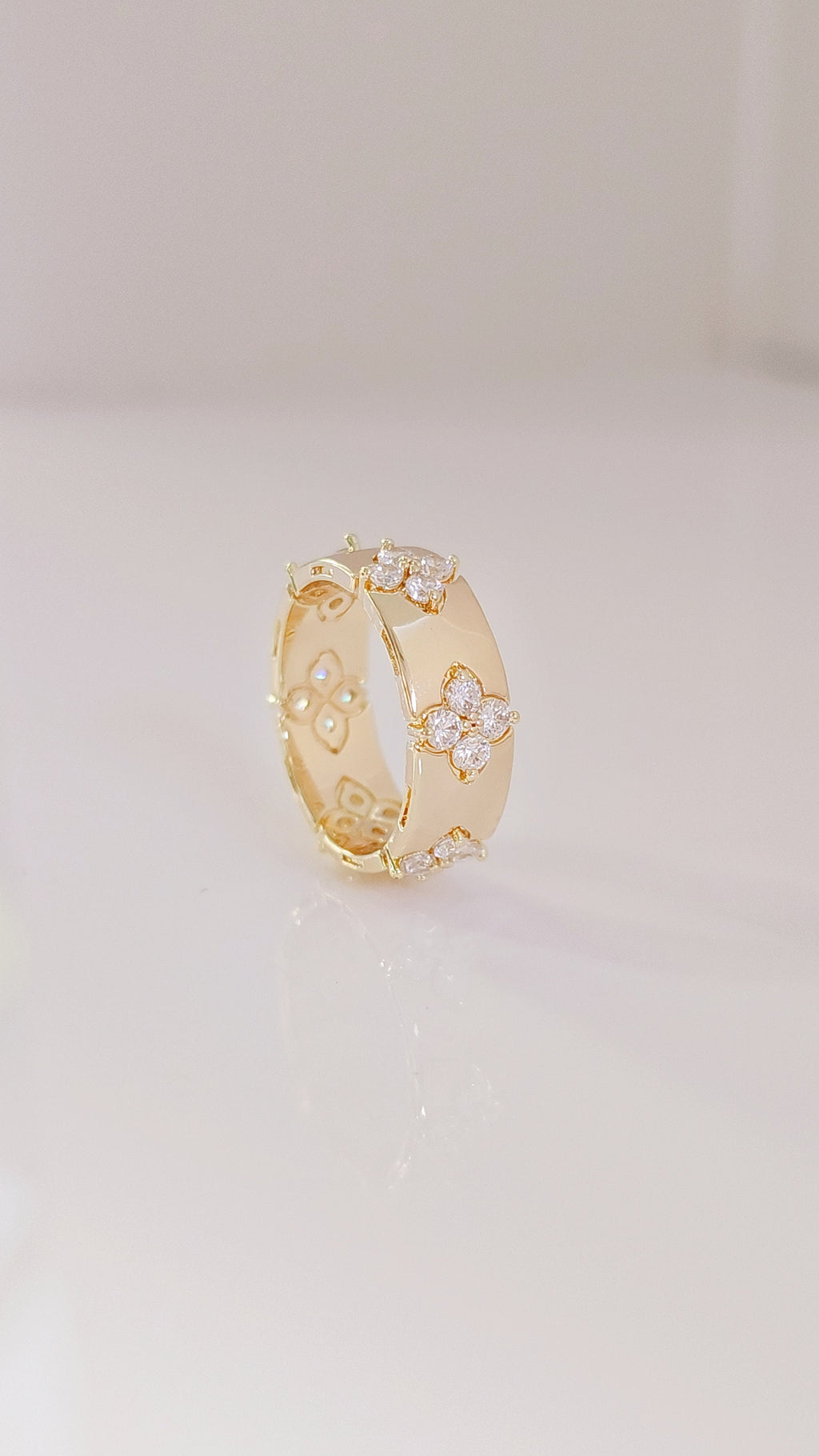 Gold Clover Ring – 925 Sterling Silver