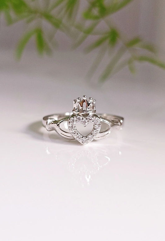 Sterling Silver Claddagh Celtic Ring, Friendship Loyalty Ring, 925 Silver, Irish Promise Ring, Love Ring, Woman's Ring