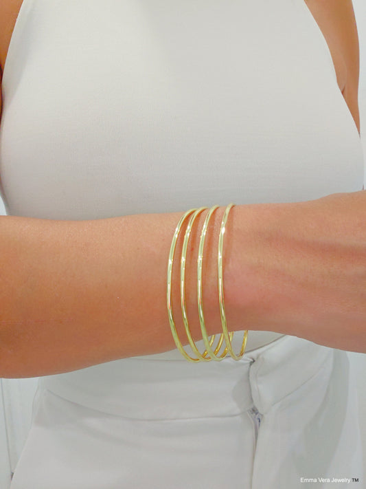 Dainty Gold Bangle Bracelet